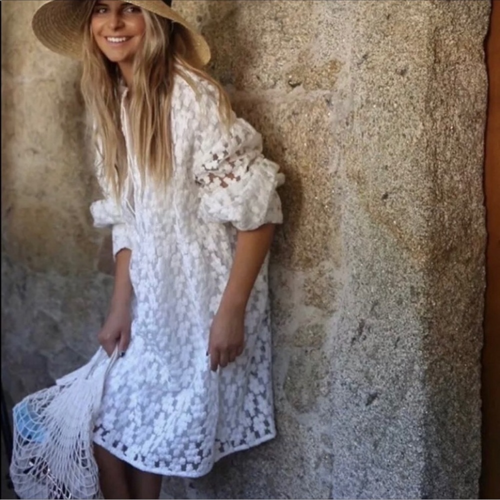 Zara white dress bloggers favorite